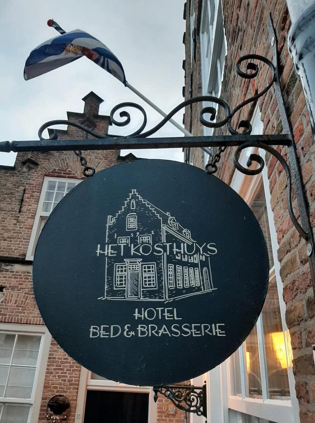 Bed & Brasserie Het Kosthuys Синт-Мартенсдейк Экстерьер фото